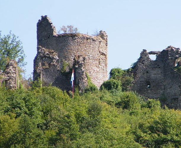 Ostaci utvrde Gvozdansko